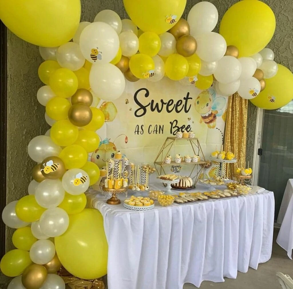 wbs instagram image bee baby shower | WebBabyShower