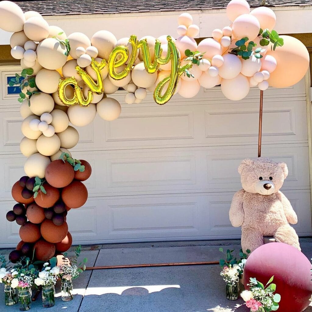 outdoor baby shower teddy bear