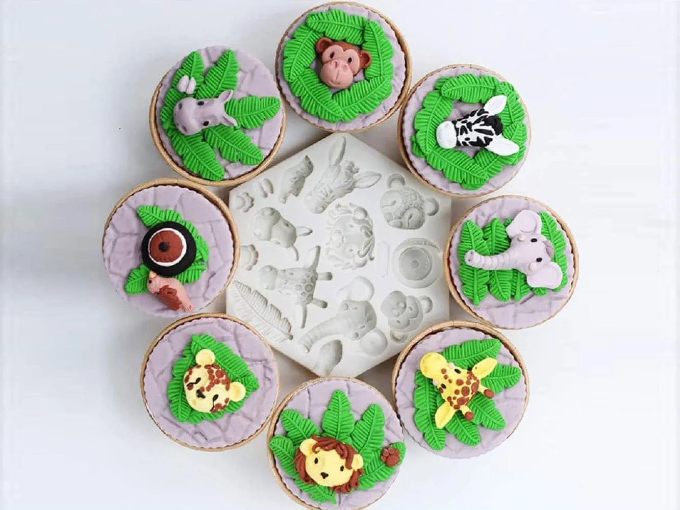safari baby shower decor