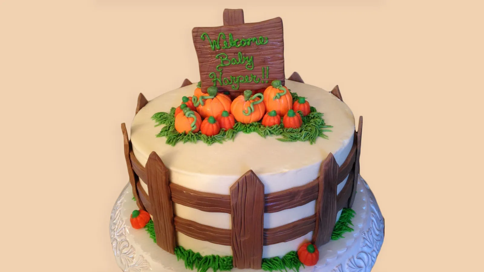 wbs theme pumpkin cake