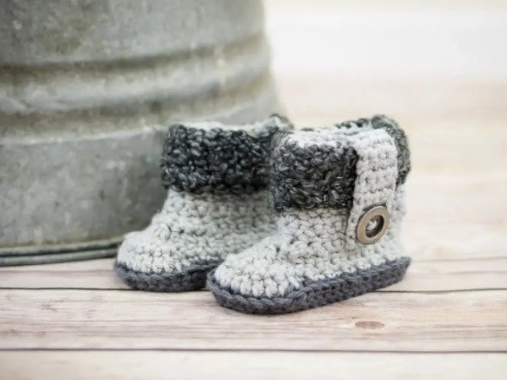 wbs diy baby shower crocheted baby booties 2 | WebBabyShower