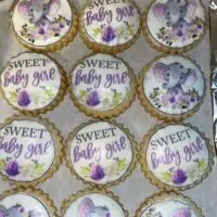 a picture of an elephant baby shower decorated by A Yissel Cuevas
