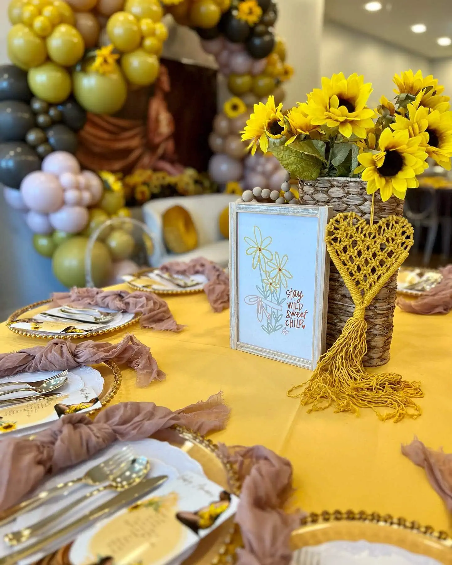 a picture of a sunflower baby shower organized by the inCrowd in Philadelphia