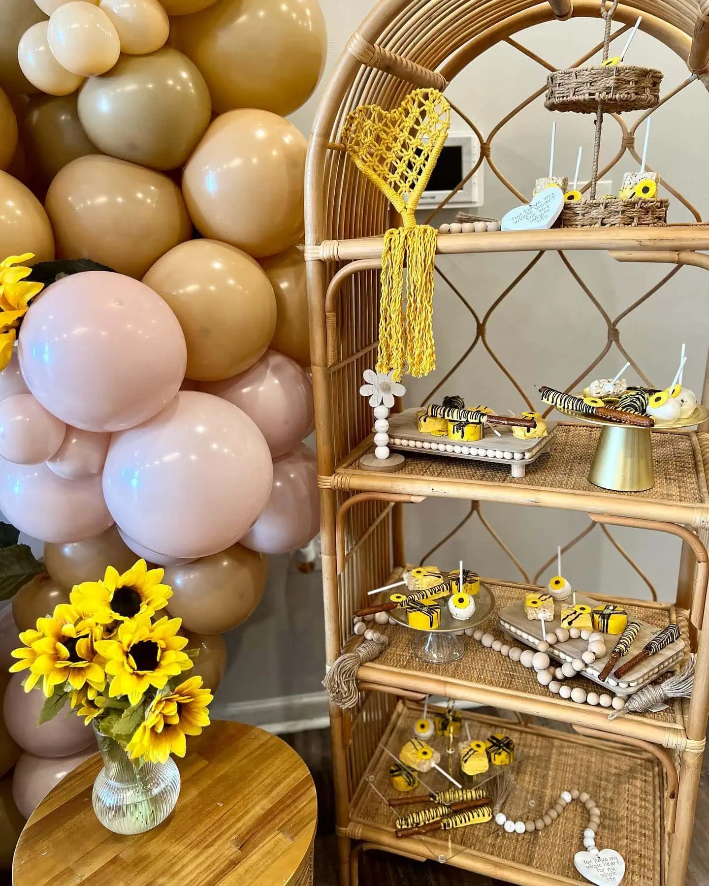 a picture of a sunflower baby shower organized by the inCrowd in Philadelphia